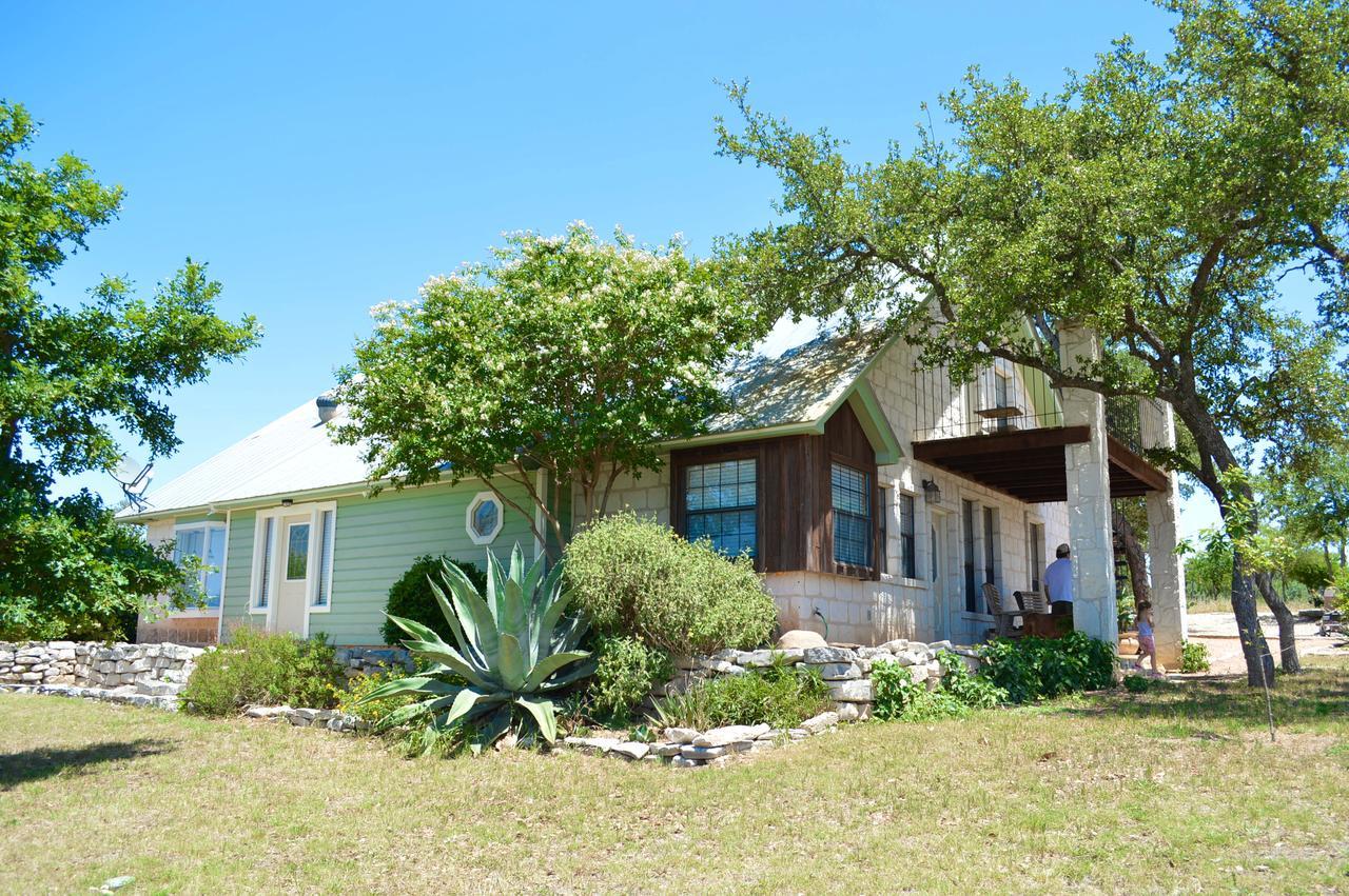 Dry Creek Bed & Breakfast Fredericksburg Exterior photo